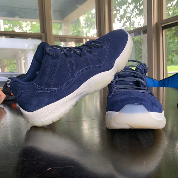 Jordan retro 11s Derek Jeter low - Picture 3 of 7